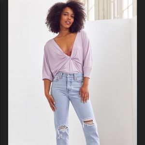 Silence + Noise Twist in Time Plunging Tee *WHITE*